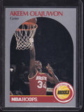 1990-91 Hoops #127 Akeem Olajuwon