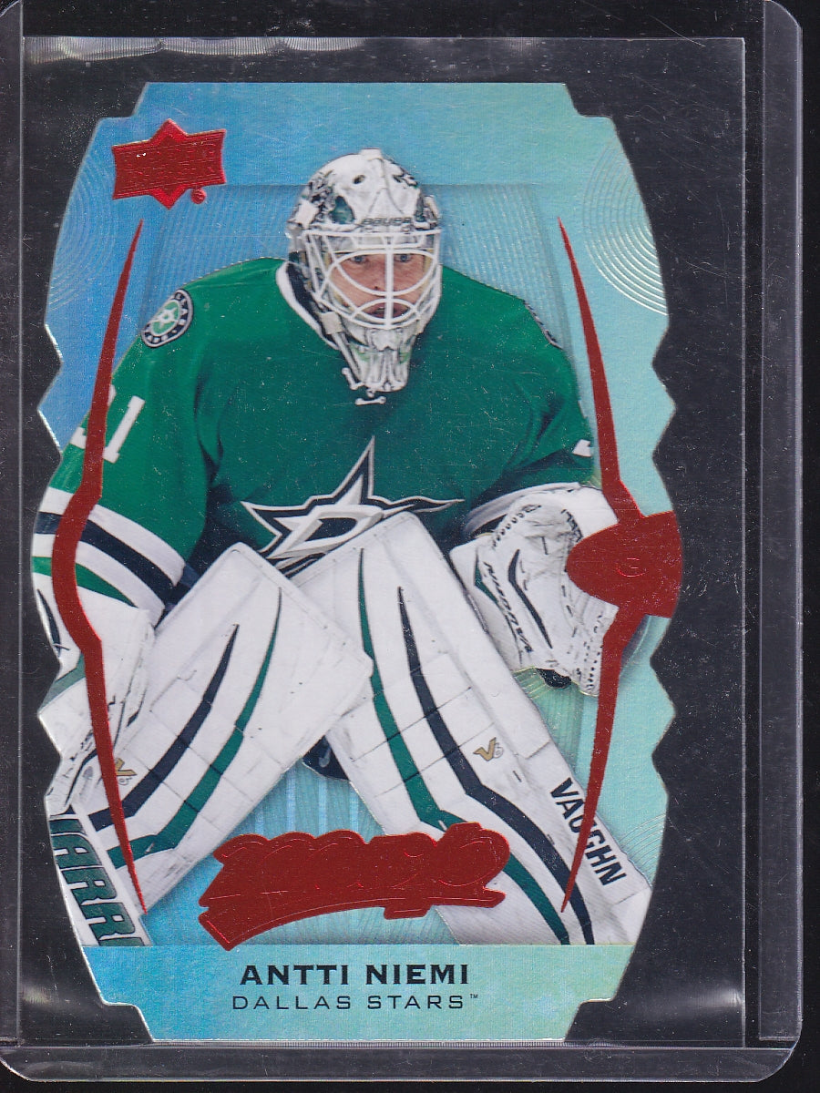 2016-17 Upper Deck MVP #43 Antti Niemi Colors and Contours