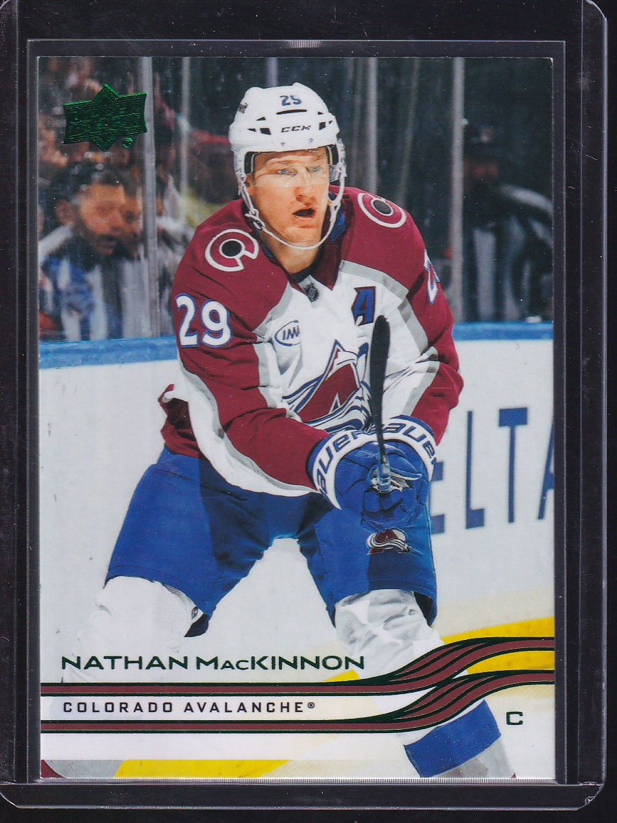 2025-26 Upper Deck #42 Nathan MacKinnon Holiday