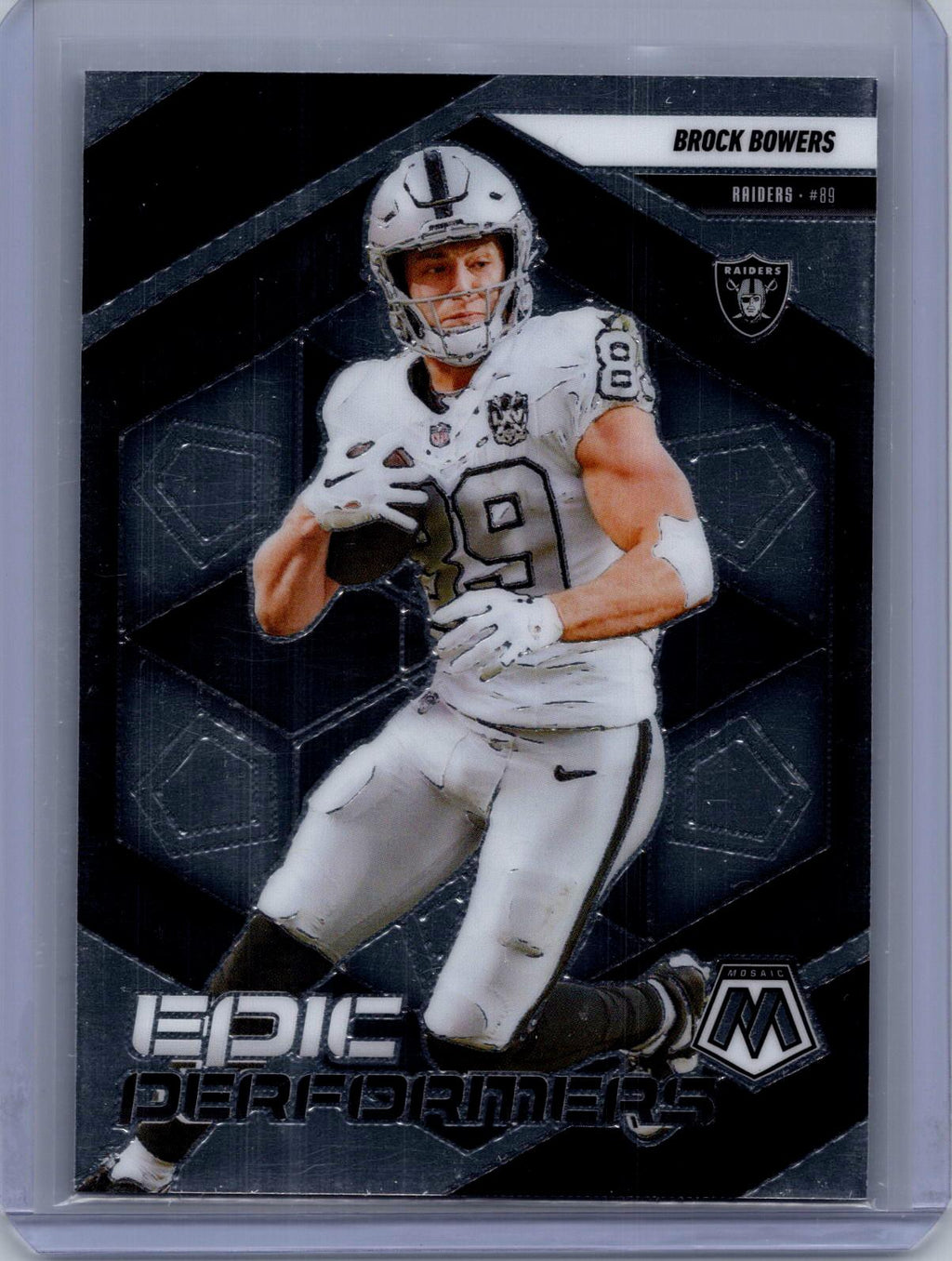 2025 Panini Mosaic #4 Brock Bowers Epic Performers Mosaic